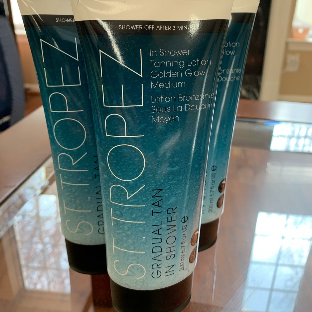 St. Tropez self tanner MEDIUM